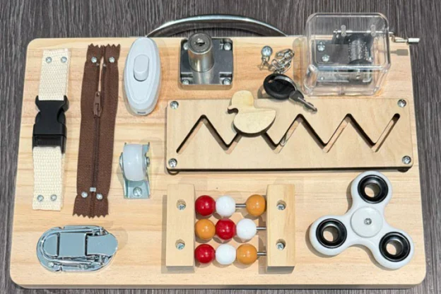 Lontcs Busy Board
