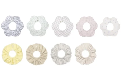 スタイ（よだれかけ）「Petal bib」シリ？ズ